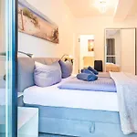 Apartamento Prora - Strandapartment Mit Sauna Und Strandkorb Am Strand - Koenigsstuhl Binz