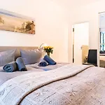 Prora - Strandapartment Mit Sauna Und Strandkorb Am Strand - Koenigsstuhl 아파트 *