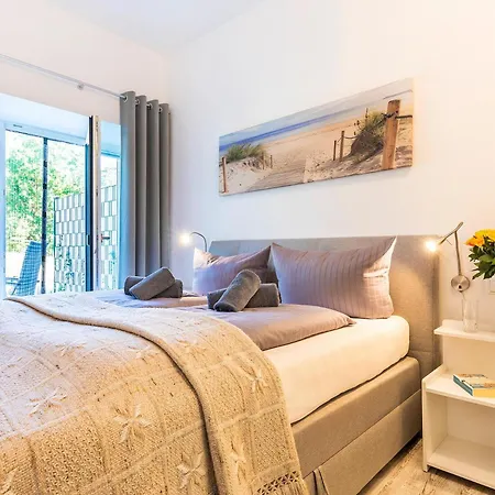 Prora - Strandapartment Mit Sauna Und Strandkorb Am - Koenigsstuhl Binz