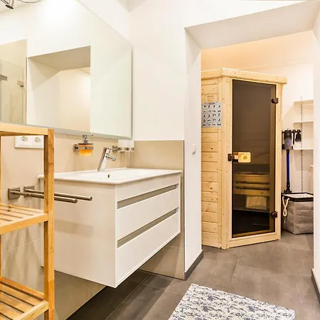 Prora - Strandapartment Mit Sauna Und Strandkorb Am - Koenigsstuhl בינץ